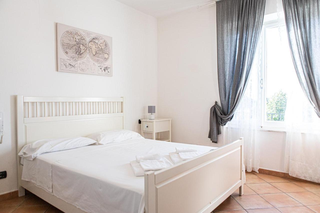 Gambero Nero Hotel Tellaro Bagian luar foto