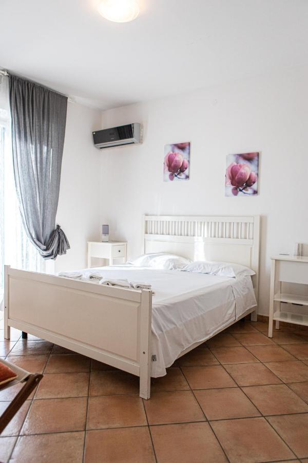 Gambero Nero Hotel Tellaro Bagian luar foto
